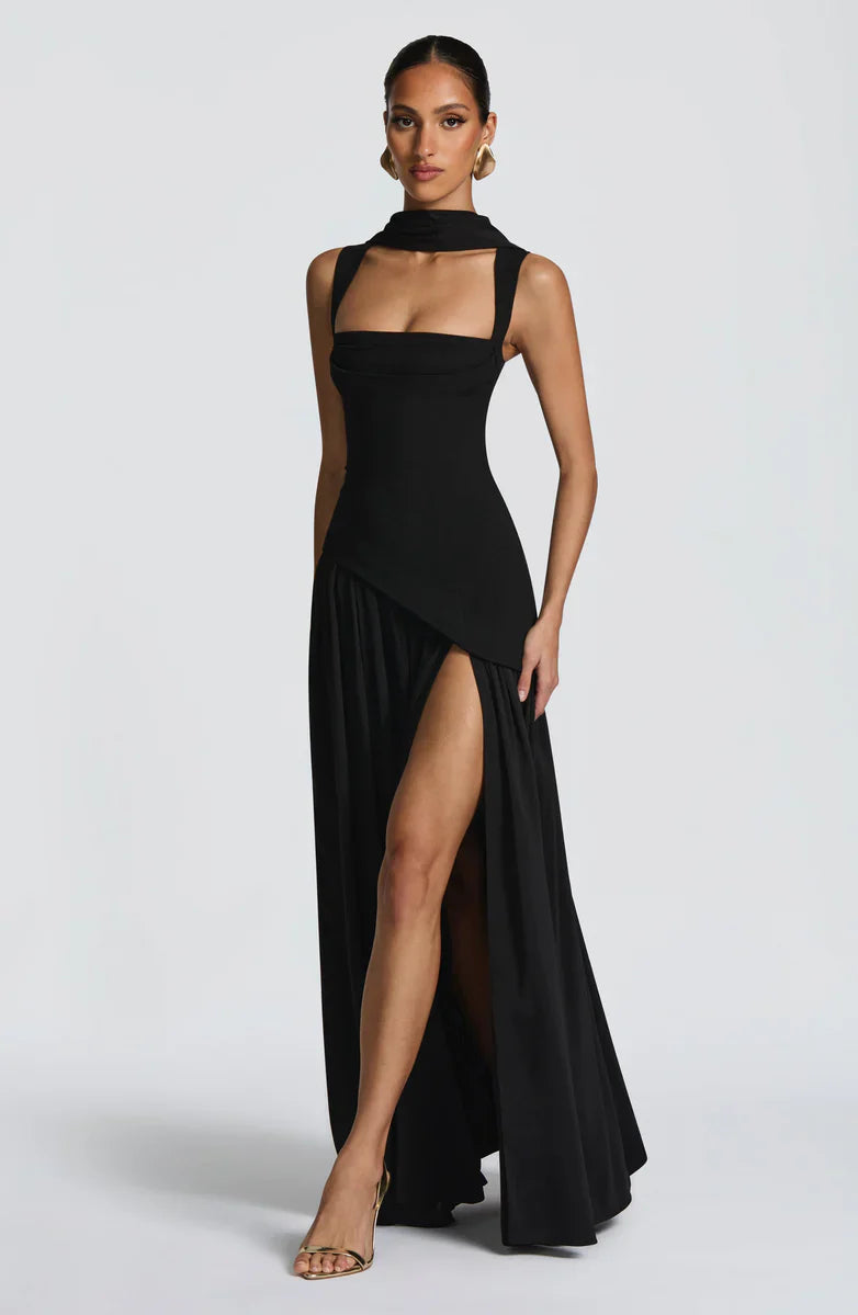 Zafira Langes Lackkleid