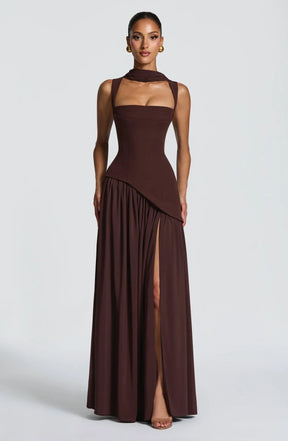 Zafira Langes Lackkleid